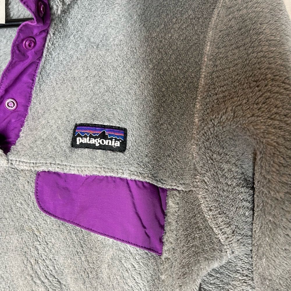 Patagonia gray‎ fleece pullover purple trim, size small - Picture 3 of 11